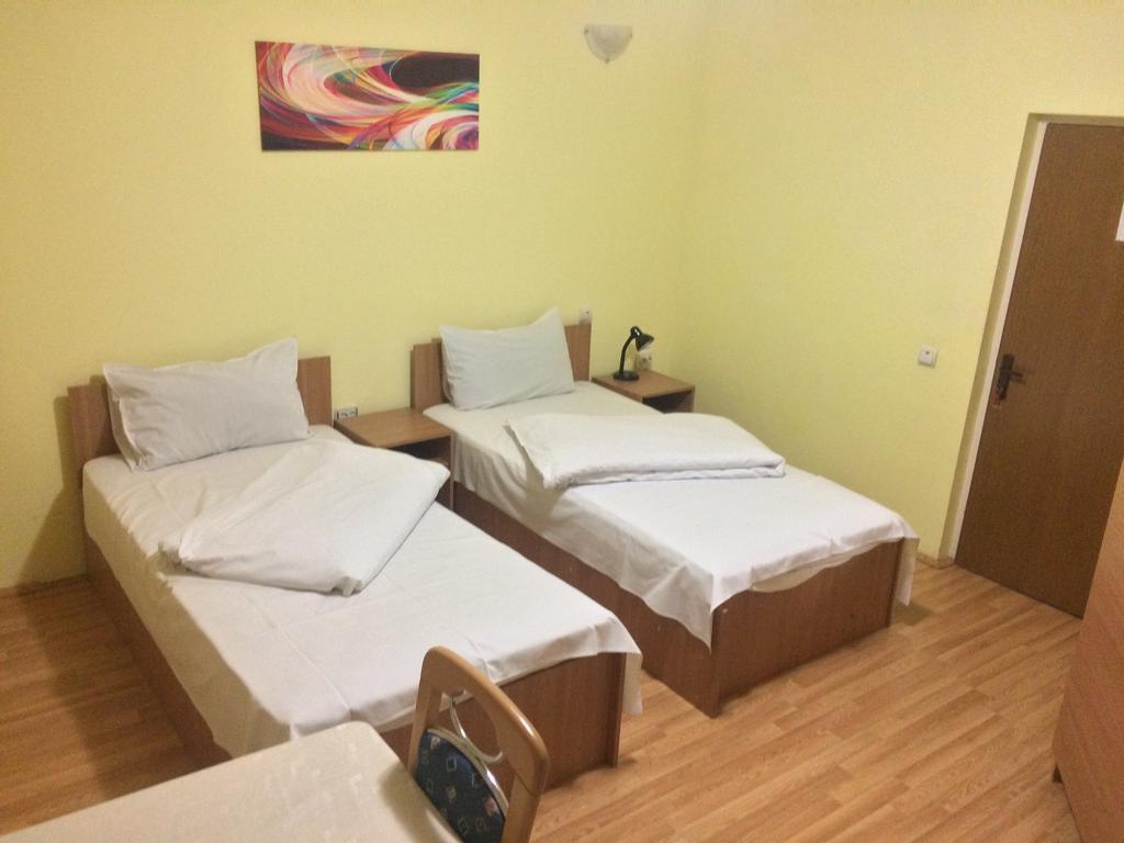Pensiunea Residence Râmnicu Vâlcea Exterior foto